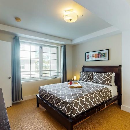 Апартаменты The Carlyle 3G Майами-Бич Экстерьер фото